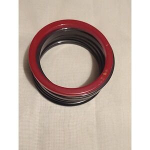 Black and Red plastic bangle bracelets ((6) Pk